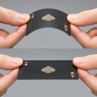 Cartes à jouer personnalisées de luxe en feuille d'or pour collection de cadeaux familiaux en PVC imperméable