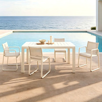 Ensemble de table et de chaises de jardin en aluminium minimaliste moderne pour l'extérieur, avec cadre résistant aux UV et à l'eau, pour les patios, les villas et les espaces ouverts