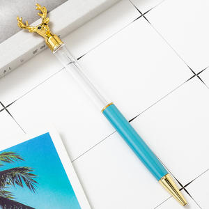 Bolígrafo Promocional Creativo DIY con Diseño de Ciervo y Bola Colorida, Personalizable con Logotipo, Vacío - Product Image 5