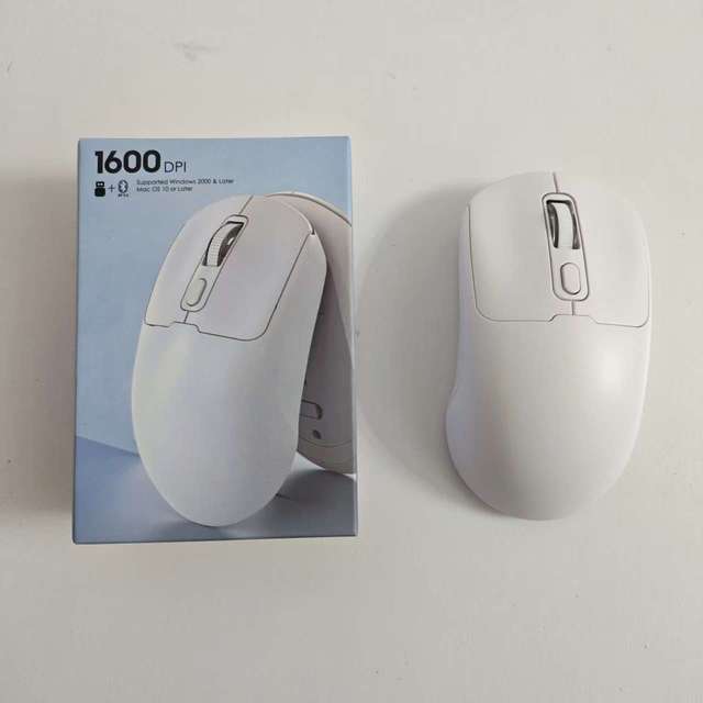 Gaming Mouse Lightweight Ergonomic Rechargeable Silent Wireless Optical Mice for PC Laptop Gaming Office Use 2.4GHz Wireless