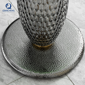 <span class=keywords><strong>Table</strong></span> d'appoint de luxe italienne en verre ondulé, <span class=keywords><strong>table</strong></span> d'appoint moderne vert émeraude Art Déco, <span class=keywords><strong>table</strong></span> d'appoint ronde pour villa et usine - Product Image 4