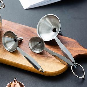 <span class=keywords><strong>Metal</strong></span> Aço Inoxidável Funil Grande Médio Pequeno Funil Conjunto de 3 Funis de Grau Alimentício para Uso de Cozinha Enchimento Garrafas Frasco Cozinhar - Product Image 5
