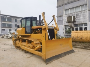 Bulldozer CAT D6G usado Bulldozer sobre orugas Caterpillar D6G usado en stock en Shanghai Yard - Product Image 3