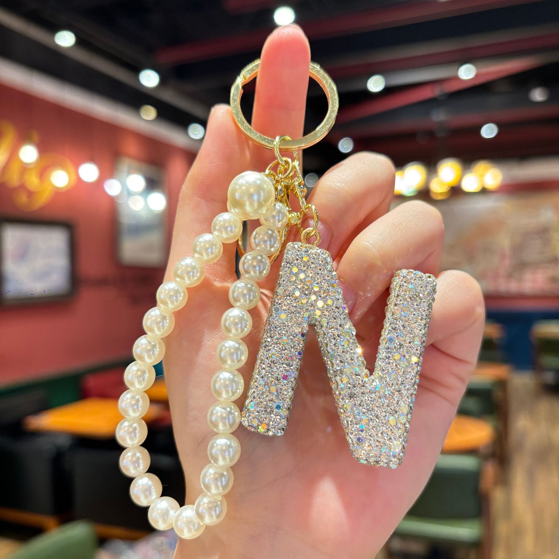 26 English letters [N]