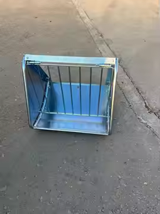 Nhiệm vụ nặng nề Kim Loại Tùy chỉnh hay cho ăn thiết bị gia súc, cừu và ngựa ăn tải công suất 40 kg - Product Image 3