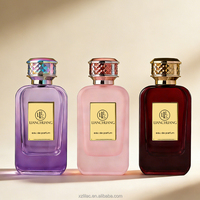 Flacon de parfum en verre personnalisé haut de gamme 100 ml, surface pulvérisée, étiquette métallique gaufrée de luxe, coffret cadeau personnalisé pour marque en démarrage