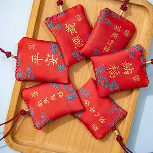 Charme chinois OMAMORI Porte-bonheur Sécurité routière automobile Ofuda Sanctuaire Charme rouge Omamori pour une livraison facile - Product Image 4