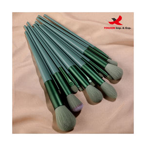 Lot de 13 pinceaux de maquillage FENGFLY à prix réduit pour achat groupé – Pinceaux synthétiques haut de gamme pour fond de teint et estompage du visage (vente en gros) - Product Image 3