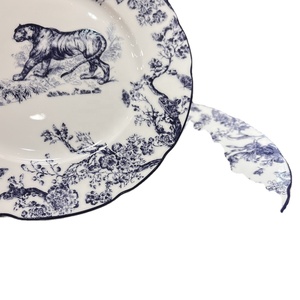 New Design European Style Luxury Bone China Plate Set Porcelain Dinner Set - Product Image 6