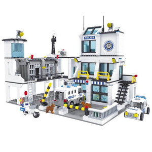 <span class=keywords><strong>2023</strong></span> nuovo assemblaggio di blocchi di costruzione giocattolo 1127 pezzi per bambini blocchi di costruzione stazione assemblare giocattolo - Product Image 1