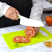 Ensemble de 3 couteaux de cuisine en plastique pour enfants avec bords dentelés Couteau en plastique pour tout-petits pour gâteau aux fruits
