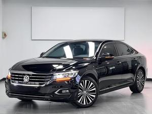 VW <span class=keywords><strong>Passat</strong></span> Jiben <span class=keywords><strong>Auto</strong></span> a Benzina con Guida a Sinistra, Tetto Panoramico, Fari LED, Importazione, Prezzo all'Ingrosso Conveniente, Risparmio Carburante - Product Image 1