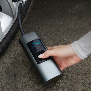 Mini bomba de aire eléctrica con linterna para neumáticos de bicicleta, inflador de neumáticos Digital LED de 12V CC, recargable y portátil, novedad de <span class=keywords><strong>2022</strong></span> - Product Image 1