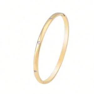 Bracelet jonc ZYO personnalisé en diamant CZ, jonc jonc en or rose véritable pavé de diamants pour femme avec cercle en acier inoxydable - Product Image 3