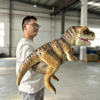 Marionnette de dinosaure bébé animatronique réaliste en métal, faite à la main, pour spectacle interactif pour enfants, utilisation en centre commercial
