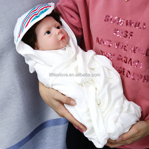 دمية طفل مولود من جديد مصنوعة يدويًا على شكل دمية واقعي وحديثي الولادة من السيليكون مقاس 18 بوصة - Product Image 3