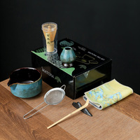 Kit complet de matcha éco-responsable de haute qualité Japandi, bol en porcelaine, fouet, support, tamis en acier inoxydable, cuillère en bambou