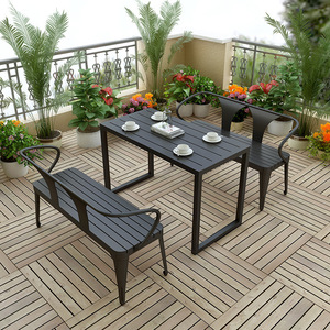 Set Moderno di Tavolo e Sedie da Esterno per Patio, Terrazza e Giardino, Tavolo Lungo in Plastica e Legno per Riunioni all'Aperto - Product Image 3