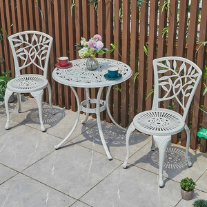 moderne, ensemble de table à manger ronde en aluminium pour restaurant, table basse blanche moulée et chaises pour 2 personnes - Product Image 5