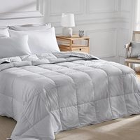 Couette légère en microfibre pour lit King Queen, garnissage en polyester, douce pour la peau