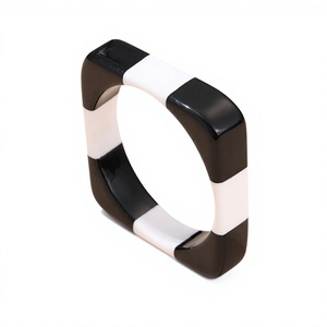 New Quality Stylish <b>Acrylic</b> Bangle Bracelet Multicolor Resin Fashion Designer Jewelry Unisex Trendy Fancy Wedding Party Woman - Product Image 3