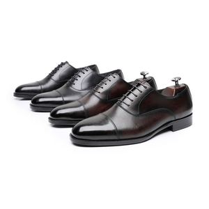 Chaussures habillées en cuir véritable pour hommes, style Oxford à quatre coutures, bout pointu, à lacets, légères, pour l'été/le printemps, idéales pour les mariages et les affaires. - Product Image 4