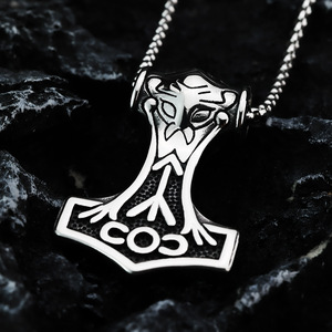 Colgante Martillo de Thor de Acero Inoxidable, Amuleto de Odín de Doble Cara, Collar para Hombre, Joyería de Moda, Regalo - Product Image 1