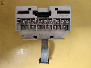 FX3U-4DA PLC โมดูลอะนาล็อก โมดูลควบคุมอุตสาหกรรม ตัวควบคุมลอจิกแบบตั้งโปรแกรมได้ โมดูลเอาต์พุตอะนาล็อก บริษัทอุตสาหกรรมระบบอัตโนมัติ - Product Image 1