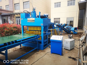 600-Tonnen Hydraulische Pflasterstein-Verbindungsmaschine 7-10 Zement-Verbundstein-Herstellungsmaschine - Product Image 3