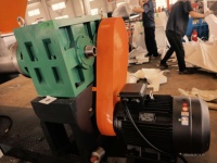 Nouveau Système Automatique Haute Performance de Recyclage de PS, Déballeuse, Machine de Déshydratation, Cuve de Lavage à Chaud, Détacheur d'Étiquettes, Moteur, Boîte de Vitesses