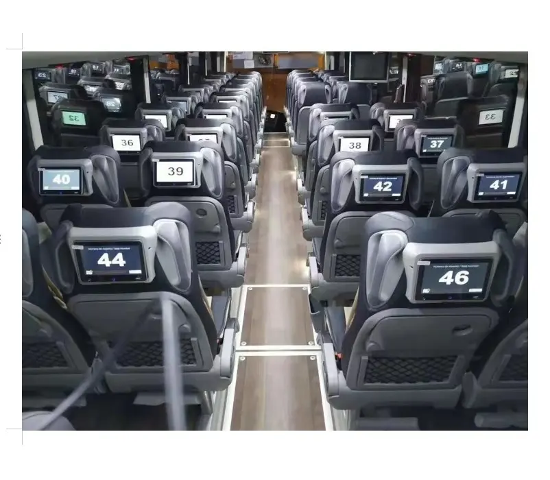 حافلة فاخرة 45 مقعد جهاز VOD يشمل 45 شاشة تعمل باللمس الحافلات