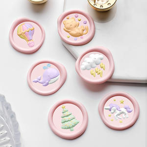 Jolies tampons à cire ronds de 2,2 cm avec motif en relief pour la décoration et le scellage de journaux - Product Image 1