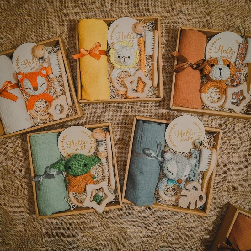 Новое поступление, вязаная кукла, подарочный набор для крещения малышей, деревянная корзина для прорезывания зубов, пучок для душа, игрушка для новорожденных, Подарочная коробка для малышей