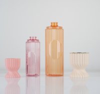 Flacon pulvérisateur de parfum en plastique cosmétique de forme unique de 250 ml avec pulvérisateur à brume en aluminium