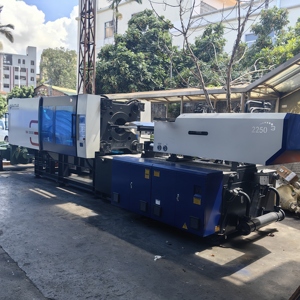 Haitian 380 Ton Hydraulic Horizontal Plastic Injection Blow Molding Machine 1127g Injection Weight Energy Saving - Product Image 5