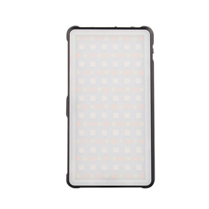 Panel LED RGB de 150x80mm para Fotografía y Transmisión en Vivo con 10 Modos de Escena - Product Image 5