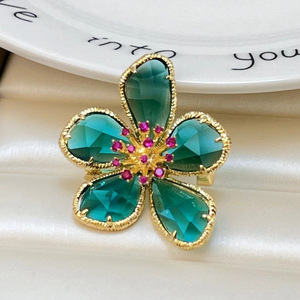 Muyu Flower Brooch Crystal Pink Gold Women's Lapel Pin Party Accessory - Product Image 2