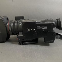 Livraison rapide Caméra vidéo HD Panasonic AJ-PX298MC d'occasion avec zoom optique 22x et 3 capteurs MOS 1/3 pouce