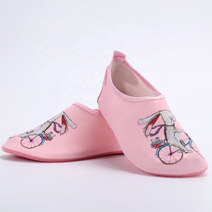 Offre Spéciale d'eau pour enfants chaussures de sport à séchage rapide aqua plage peau pieds nus aqua chaussures enfants - Product Image 4