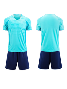Uniformes de Fútbol Personalizados al por Mayor de Nueva Temporada, Camisetas de Fútbol Transpirables de Secado Rápido, Uniformes de Entrenamiento con Transferencia Térmica 100% Poliéster - Product Image 6