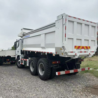 Heavy Duty Sinotruk Howo/shacman 371/400/430hp 6x4 6/10 Wheeler Horse Power Head Camion Tracteur Remorque Camion à benne basculante à vendre