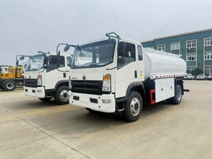 Tanque <span class=keywords><strong>de</strong></span> combustible Camión cisterna Sinotruck Camión cisterna <span class=keywords><strong>de</strong></span> combustible 10 Cbm Tanques <span class=keywords><strong>de</strong></span> combustible - Product Image 2