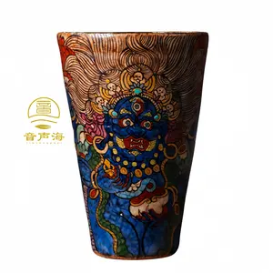 Nivel de colección Budismo tibetano Mahakala Thangka diseño tazas de té de gres a mano dibujadas a mano Taza bellamente lujosa