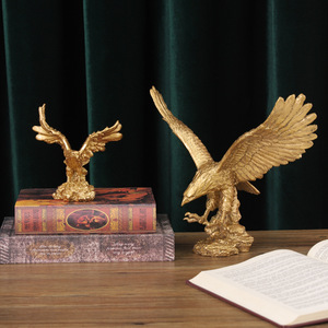 Ornement Aigle aux Ailes Étendues Mystique en Résine – Décoration de Bureau et Maison, Style Moderne et Simple, Figurine Animale - Product Image 4