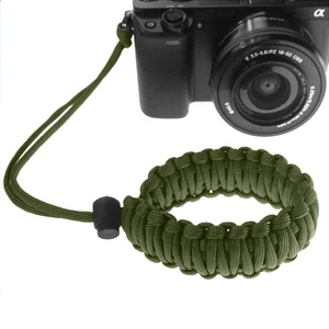 Cinghia da Polso Regolabile Intrecciata per Fotocamera, per Arrampicata e Attività all'Aperto - Product Image 2