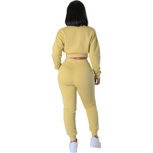 Ensemble 2 pièces décontracté pour <span class=keywords><strong>femme</strong></span> : Sweat-shirt court élégant et <span class=keywords><strong>pantalon</strong></span> de <span class=keywords><strong>jogging</strong></span>, personnalisable avec logo, impression numérique et broderie - Product Image 3