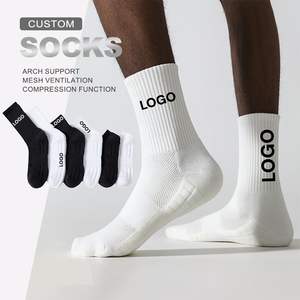 Chaussettes de sport pour hommes à compression avec logo personnalisé, chaussettes de sport de qualité supérieure, respirantes et absorbant la transpiration - Product Image 1