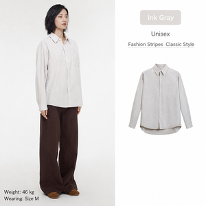 เสื้อเชิ้ตผู้ชายสไตล์บูติก แนวธุรกิจลำลอง ลายทางแนวตั้ง สีฟ้าอ่อน ทรงหลวม มีกระเป๋าเสื้อ พรีเมียม แขนยาว ติดกระดุม - Product Image 5