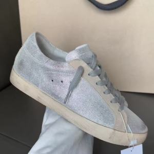 Baskets de luxe de haute qualité en cuir véritable, style designer, avec lacets, antidérapantes, confortables, tendance dorée, massage, motif oie argentée - Product Image 3