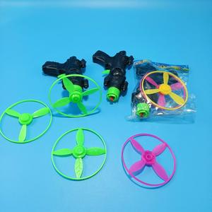 Pistola de juguete giratoria, Libélula de bambú 608, Juguete volador giratorio de retroceso, 1 yuan, Juguete para niños, Suministro de 2 yuanes - Product Image 4